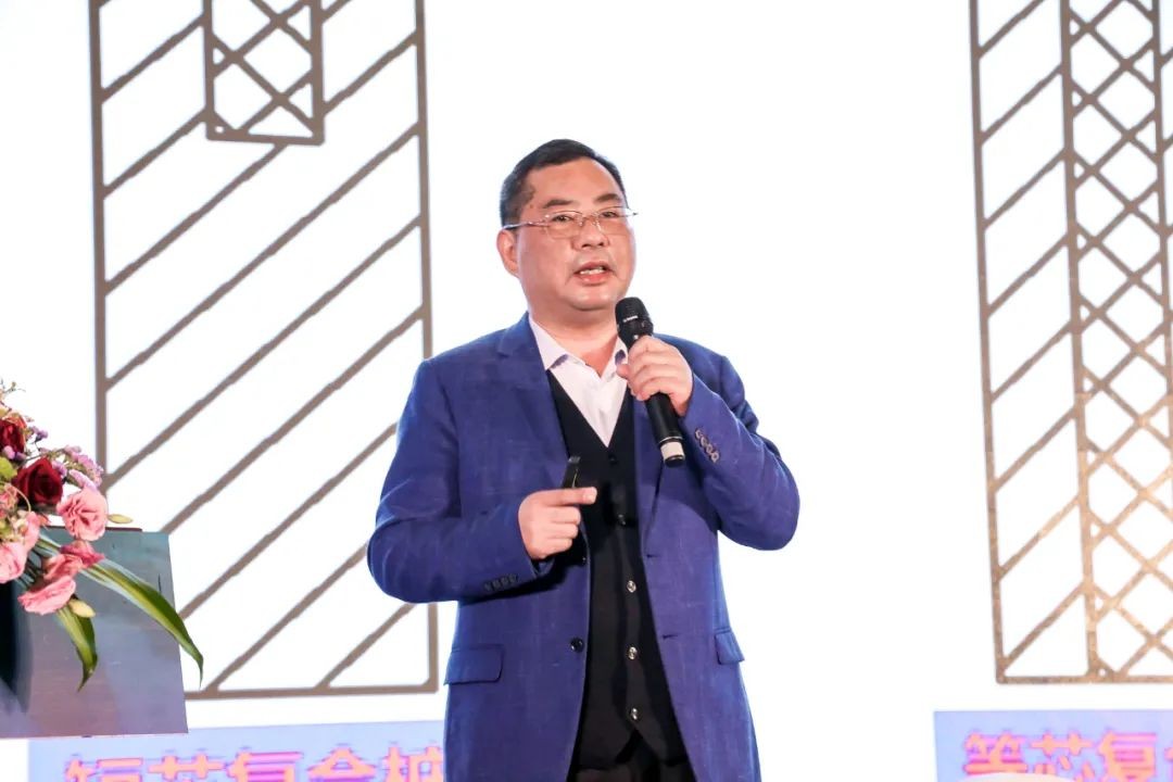 饕餮盛宴！银河集团9873cm智能?建华建材预造桩施工设备与技术互换会隆沉召开