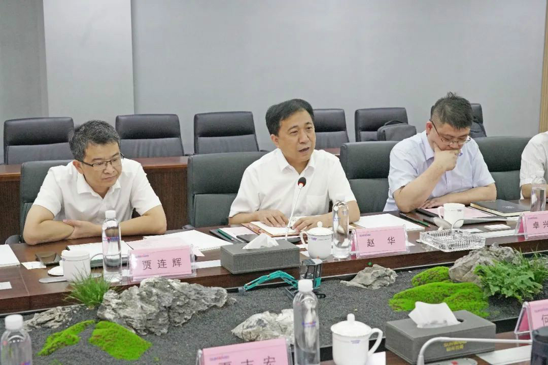 中铁设备赵华总经理莅临银河集团9873cm智能互换