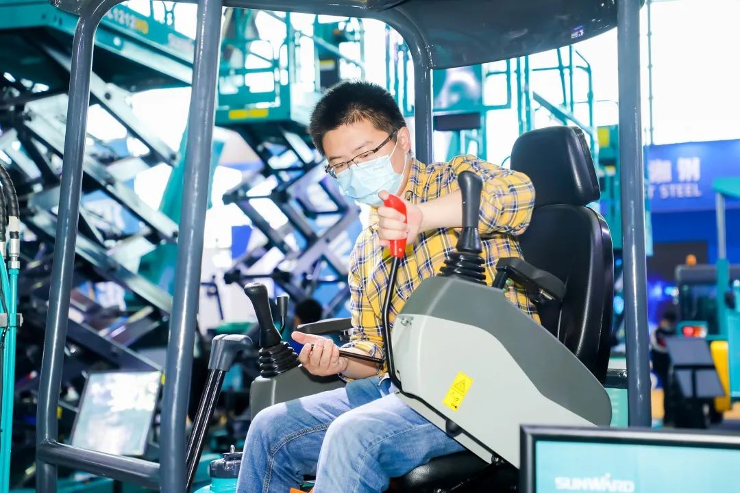 “机甲盛宴”长沙展圆满收官！银河集团9873cm智能展区亮点杰出回首