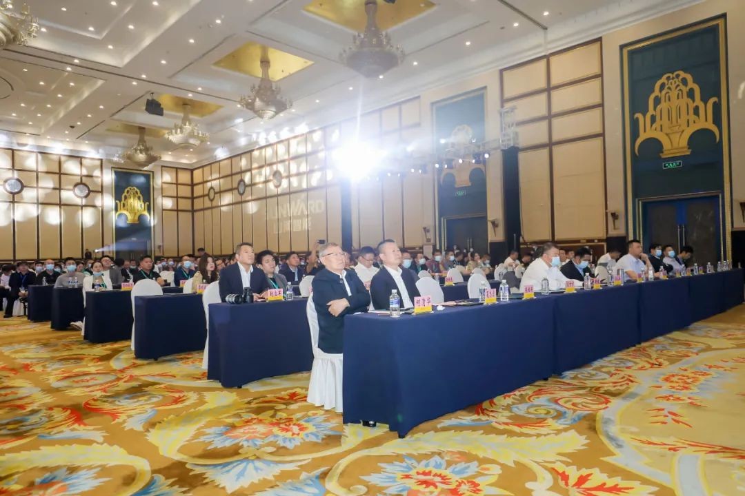 “爆品”出击！银河集团9873cm智能客户互换会签约超8亿元