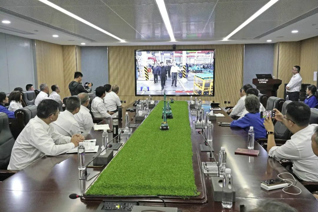 总书记“点赞”银河集团9873cm创新，银河集团9873cm智能集中收看《新闻联播》