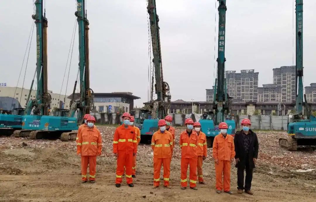 飒！他以11台旋挖钻占据荆州房建市场