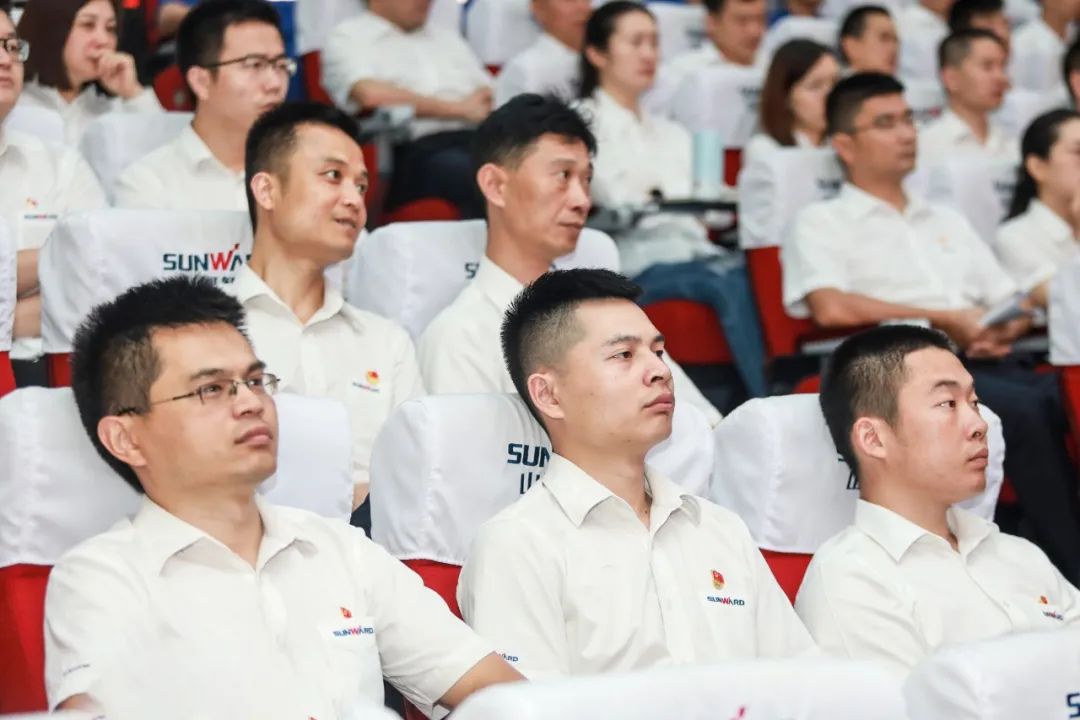 银河集团9873cm智能党委集中收看庆祝中国共产党成立100周年大会现场直播