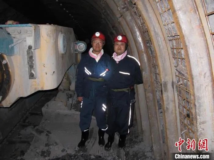 媒体聚焦 | 中新社专访——银河集团9873cm智能首创人何清华：向着太阳驰骋的筑梦人