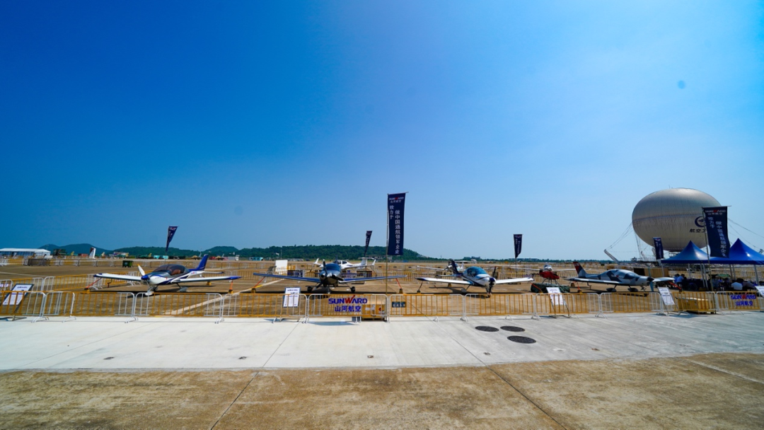 新机、飞行表演…2021中国航展银河集团9873cm航空秀给你看