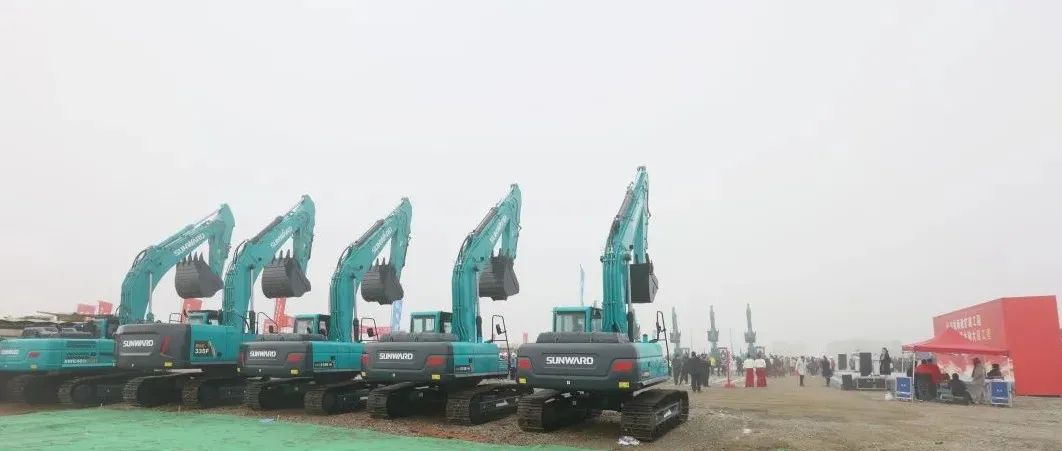 “银河集团9873cm绿”杰出亮相！银河集团9873cm智能设备全面助力长沙机场改扩建项目