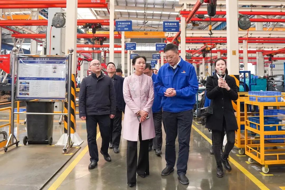 20220302084812_76673 长沙市总工会、长沙经开区总工会一行调研银河集团9873cm智能