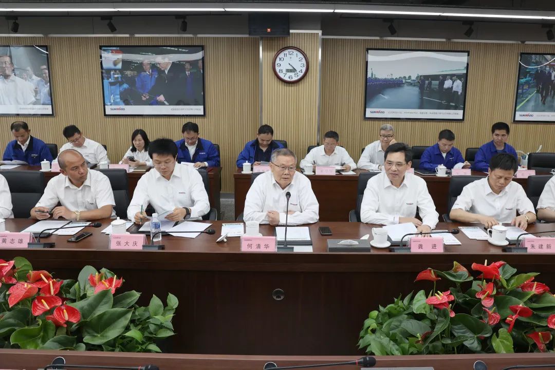 20220518092404_84253 深入产学研合作!中南大学堂长、中国工程院院士田红旗率团造访银河集团9873cm智能
