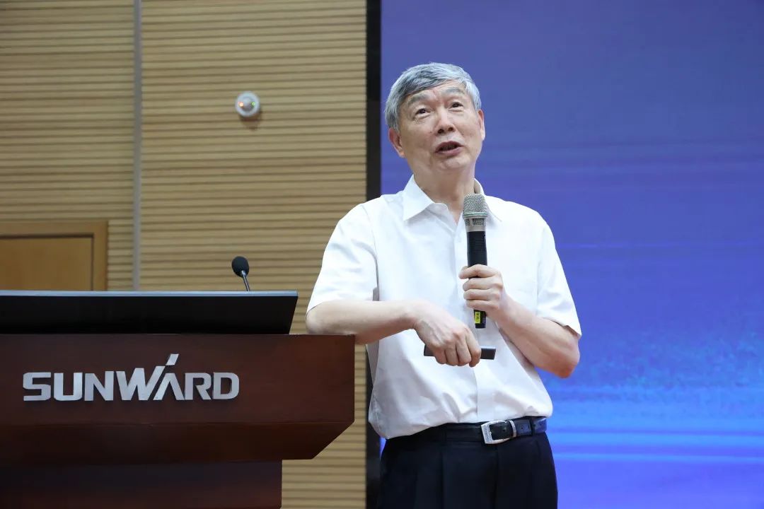创新引领，智造未来！“2022院士专家长沙杏妆高端设备高质量发展钻研会隆沉进行