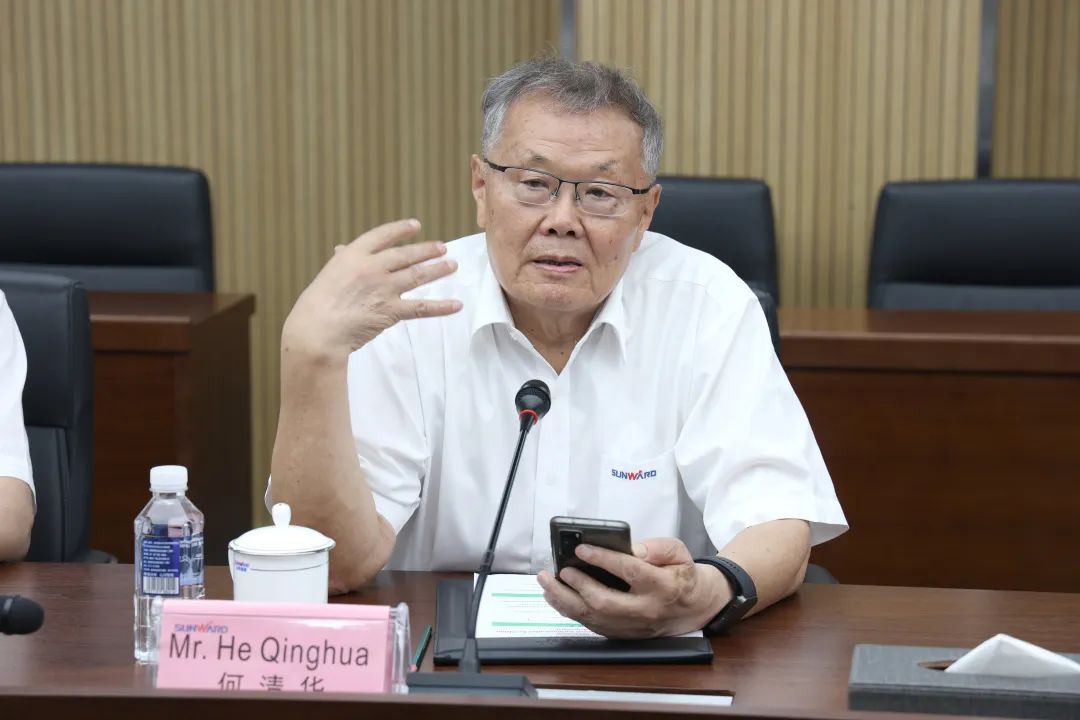 20220630091905_28575 马拉维大使一行调查银河集团9873cm智能