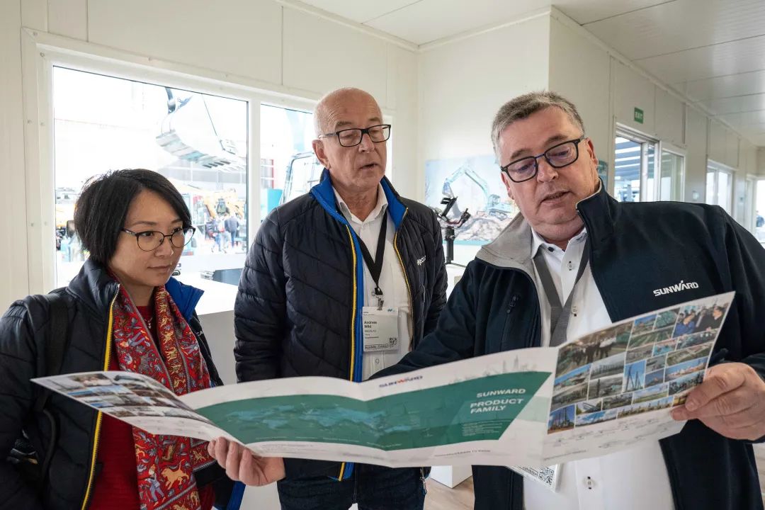 20221102092831_66288 Bauma 2022 | 一组火热现场图带您沉温银河集团9873cm智能德国宝马展之旅