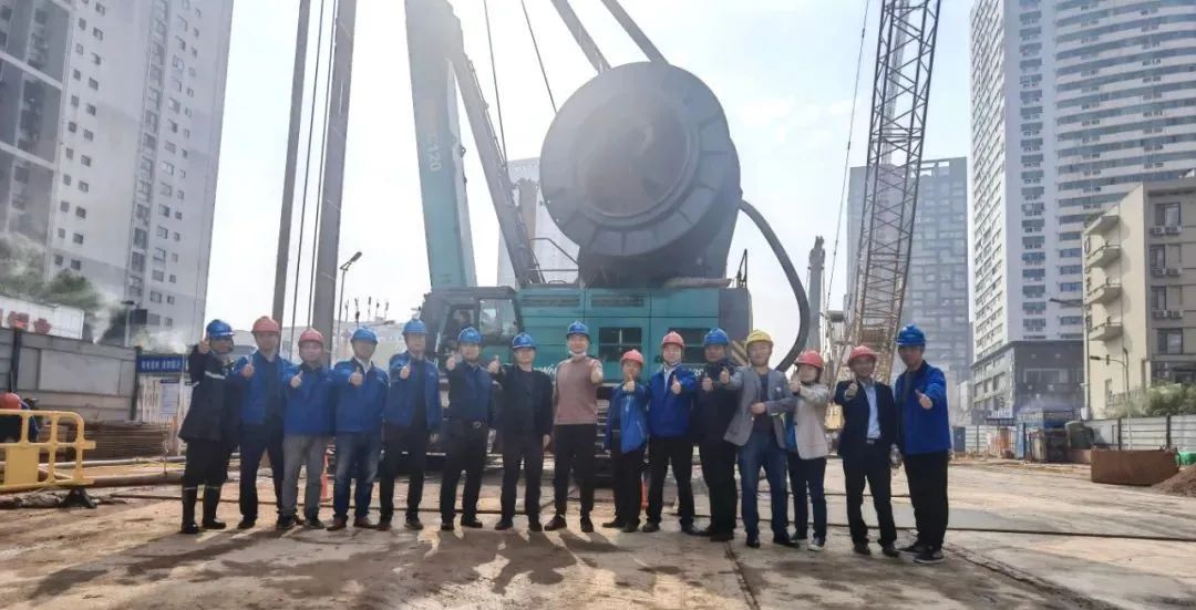 20221108091202_77964 首战创佳绩!银河集团9873cm智能双轮铣槽机助建长沙地铁7号线