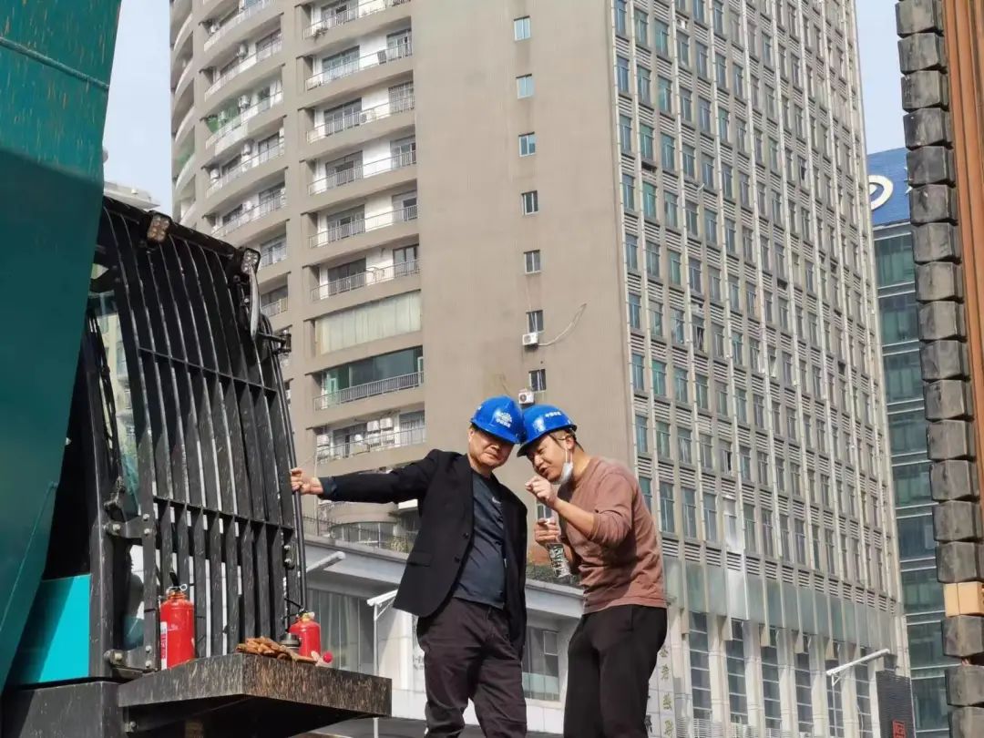 20221108091340_41218 首战创佳绩!银河集团9873cm智能双轮铣槽机助建长沙地铁7号线