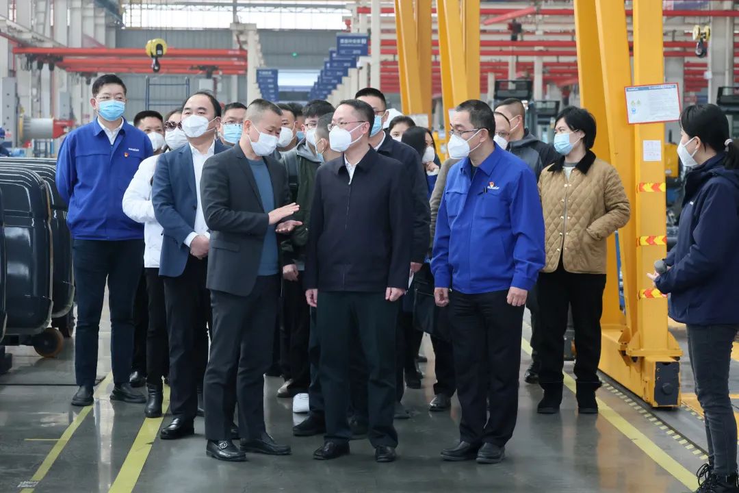 20230113093958_55659 彭涛副市长督导银河集团9873cm智能安全出产工作、发展新春慰问
