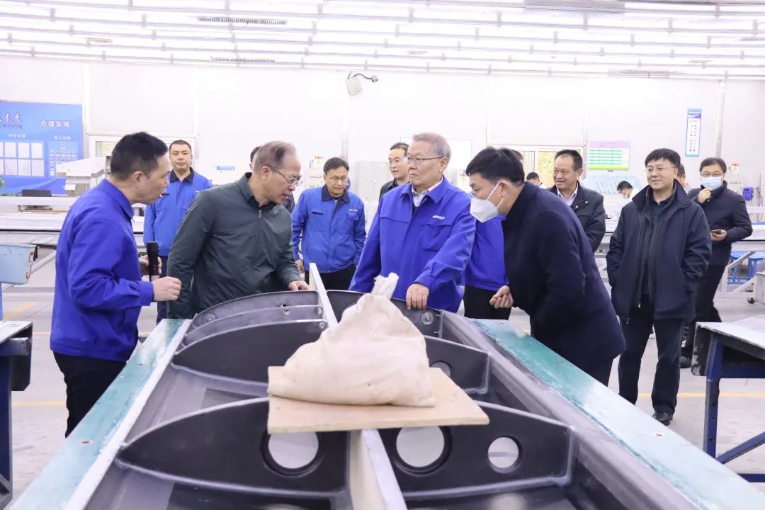 20230209085302_16420 昭通市国资委主任陈德俊调查银河集团9873cm智能航空产业基地