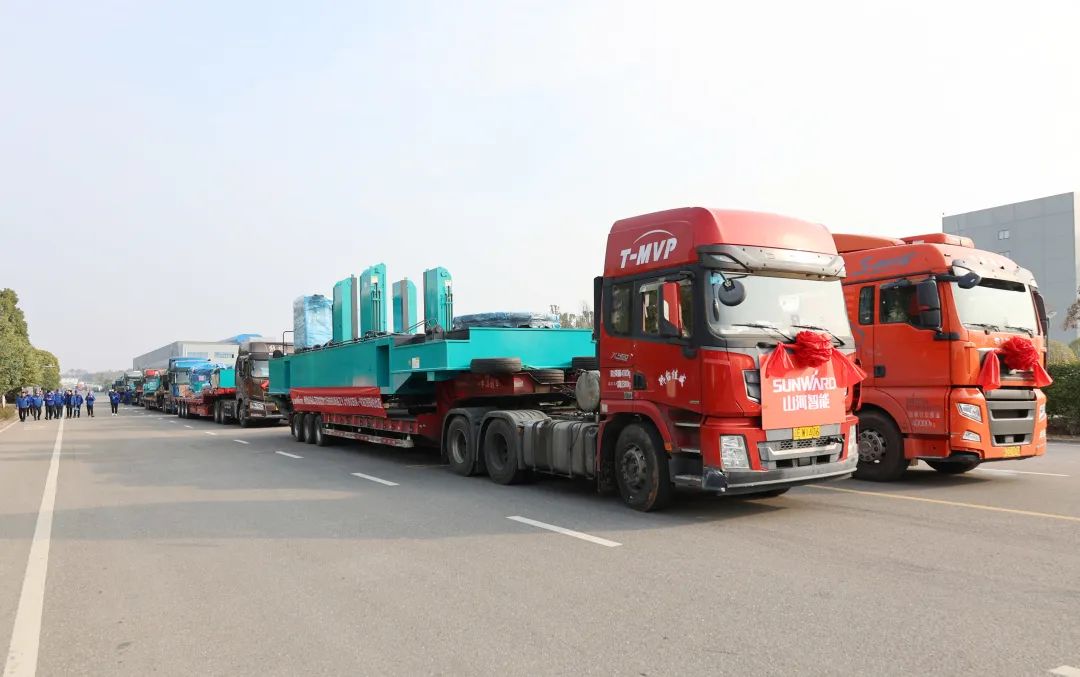 喜迎龙仰面！银河集团9873cm智能大吨位PDP工法引孔式静力压桩机出征哥伦比亚