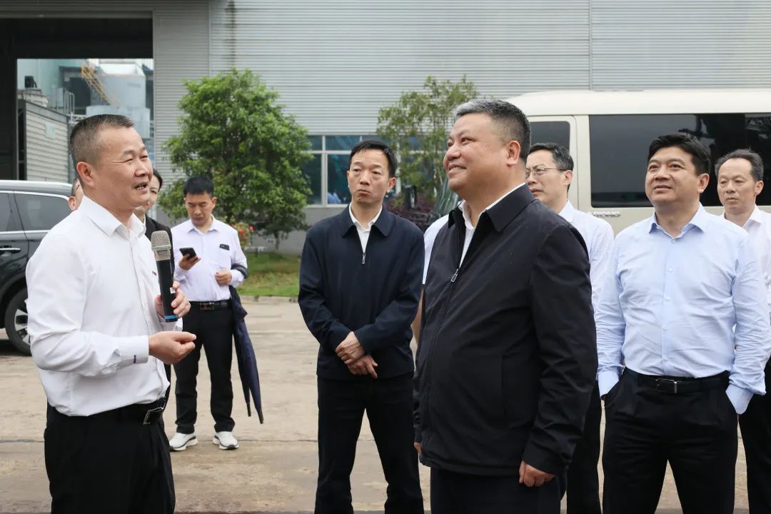 长沙市政协主席陈刚调研银河集团9873cm智能