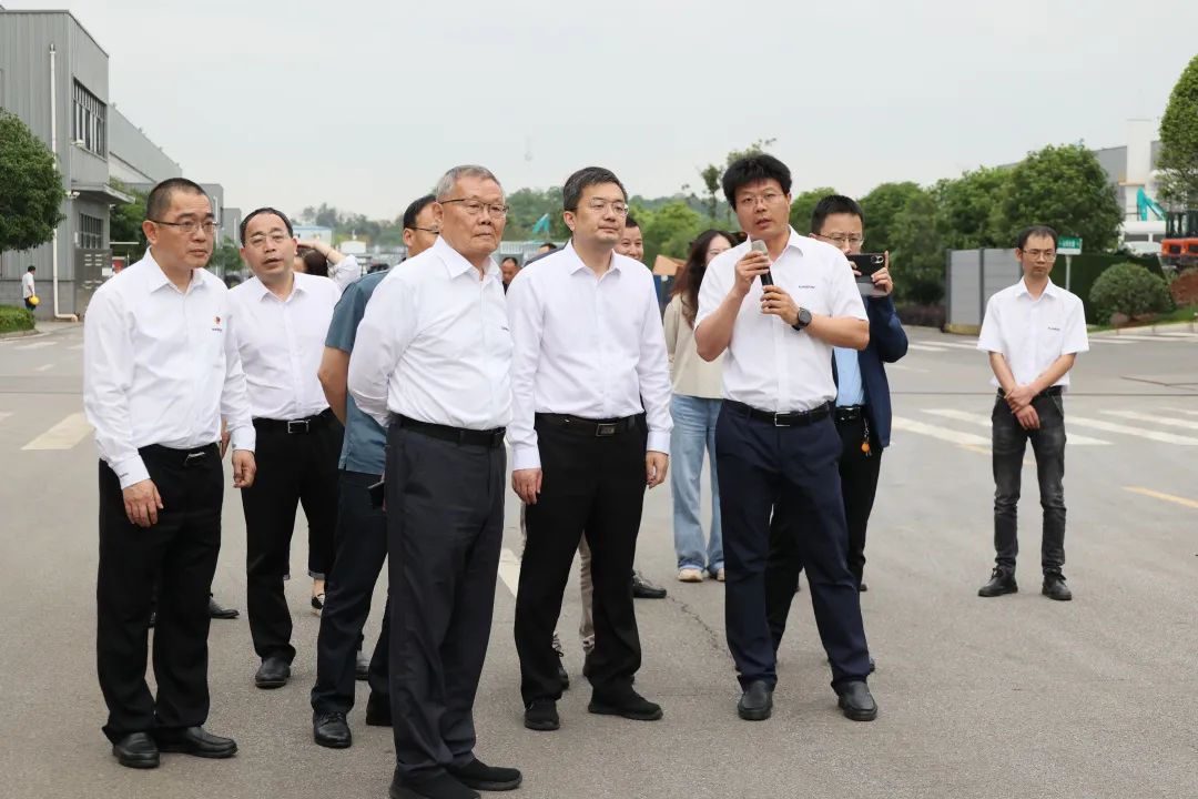 20230508100447_12237 工业和信息化部安全出产司调研银河集团9873cm智能