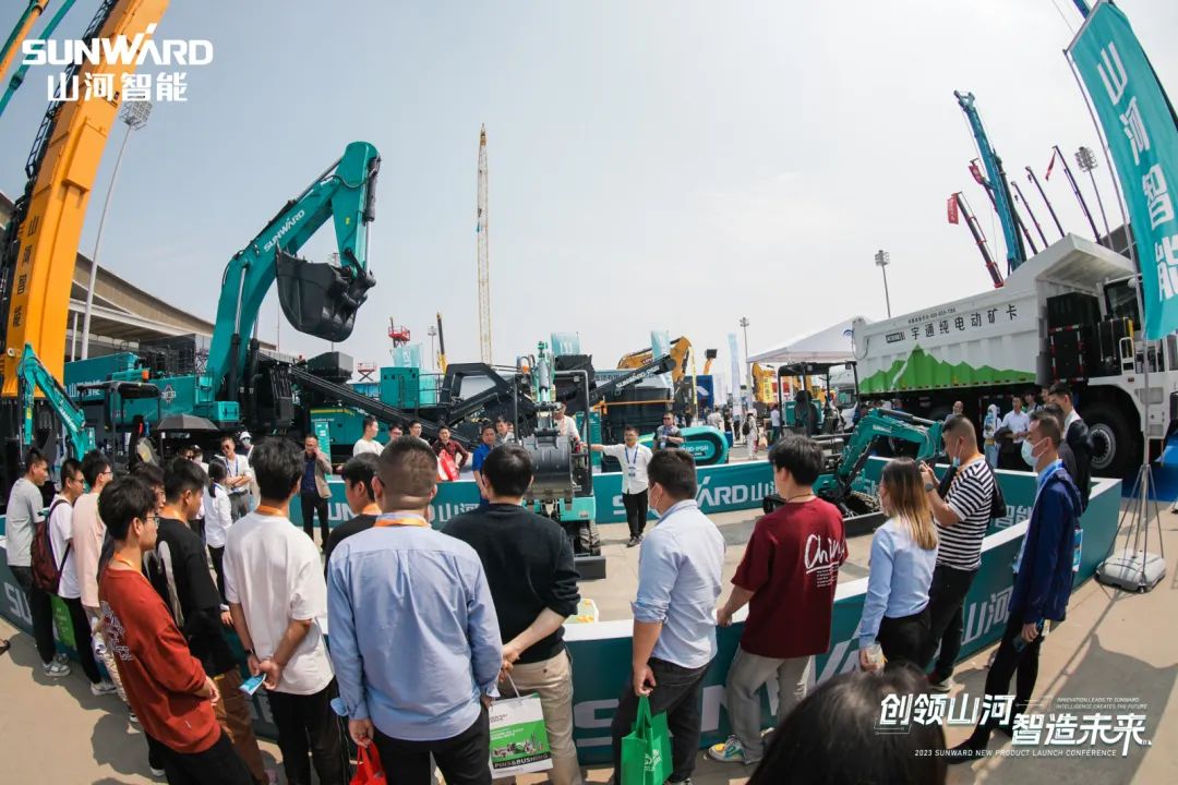 2023 CICEE | 银河集团9873cm智能亮相2023长沙国际工程机械展！智能化、电动化产品站C位