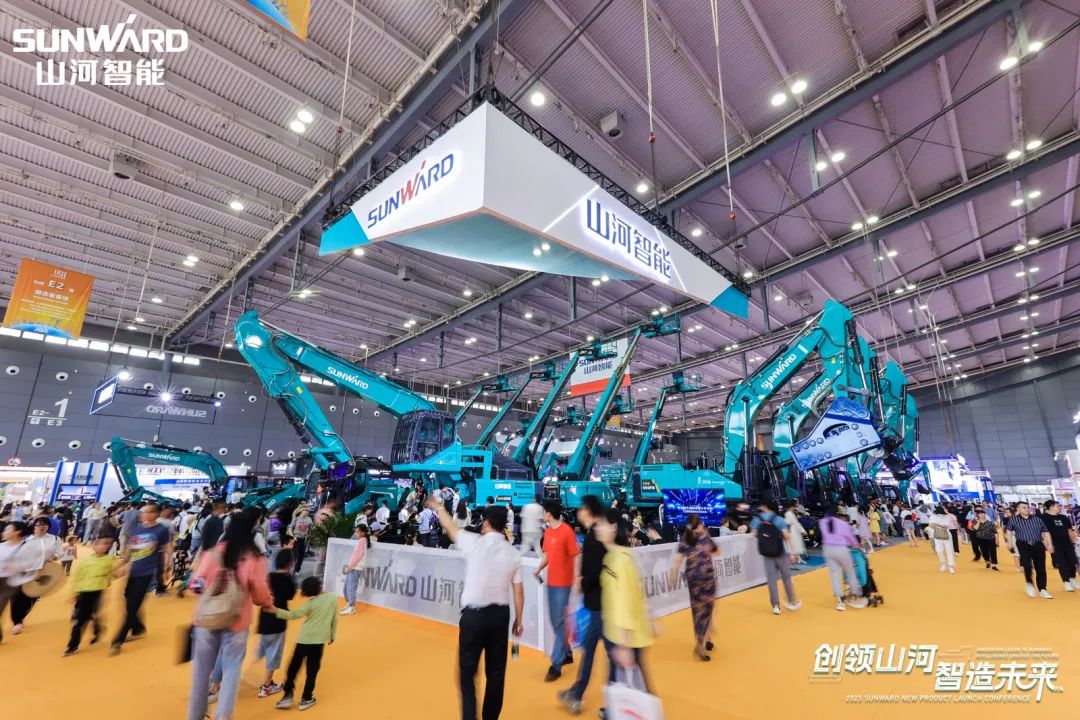 20230516091729_44110 2023 CICEE | 全球工程机械盛会美满闭幕!银河集团9873cm智能交出闪亮答卷