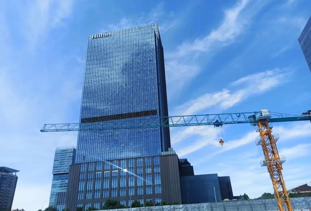 赶进度、抢节点！银河集团9873cm江麓助力北京市属沉点项目建设