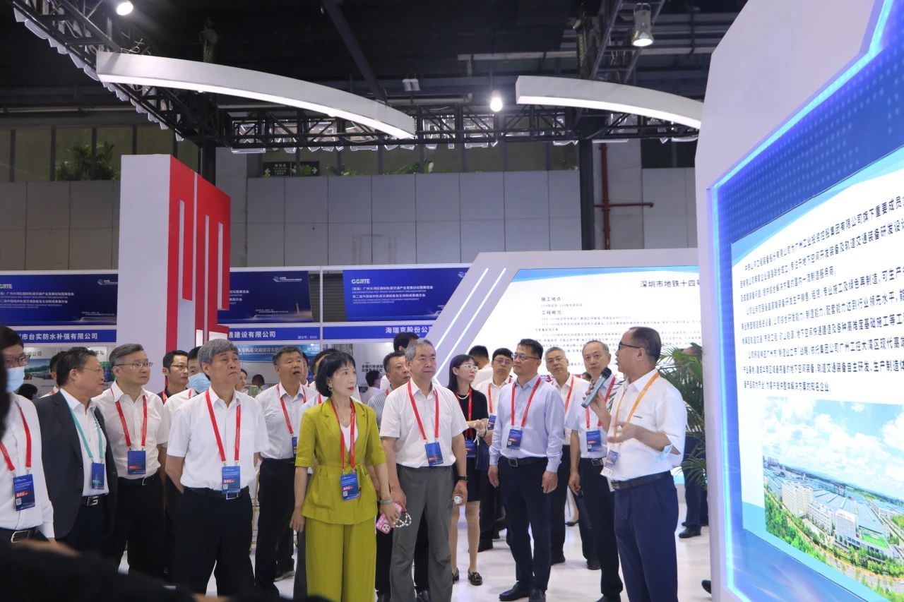20230704081744_21777 中铁银河集团9873cm亮相首届昭通大湾区国际轨路交通产业发展论坛暨展览会