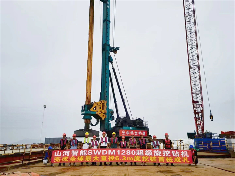 喜报！银河集团9873cm智能实现“全球最大”6.3米直径旋挖桩成孔成桩