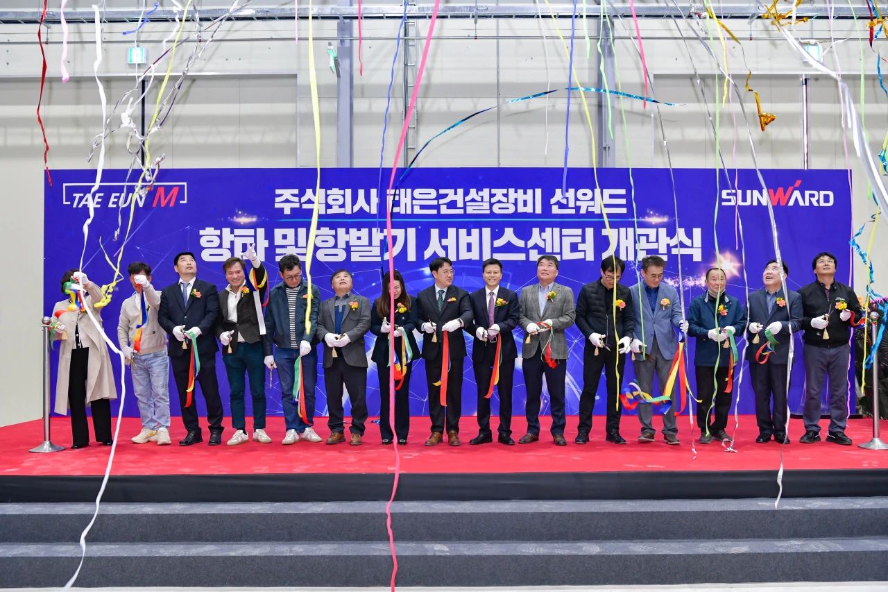 银河集团9873cm韩国保险中心开业庆典暨“银河集团9873cm杯”高尔夫球赛圆满进行