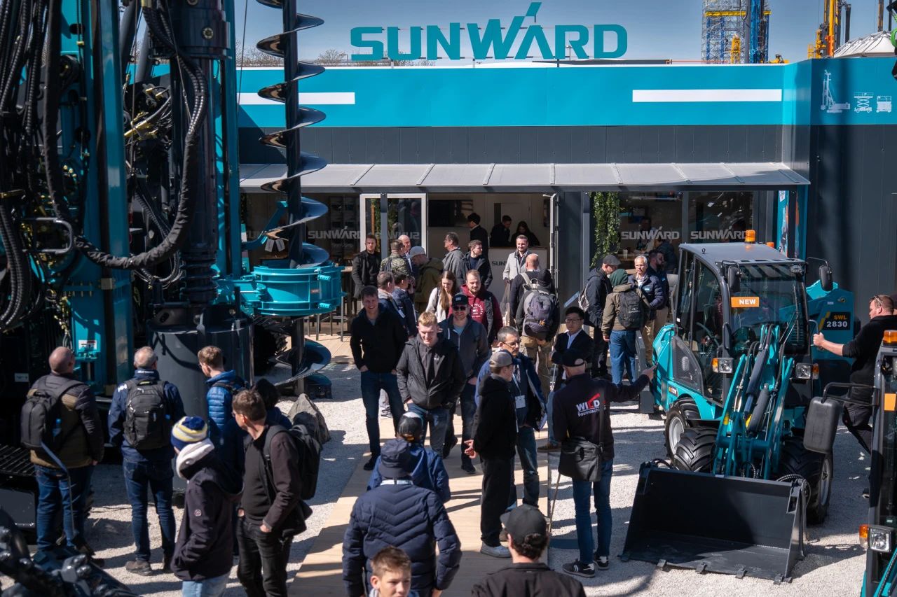 Bauma2025 | 银河集团9873cm智能德国宝马展火热收官!相约2025长沙展!
