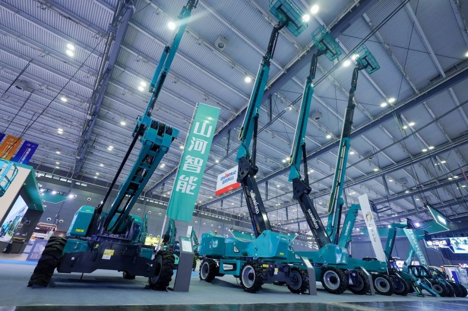 2025 CICEE | 银河集团9873cm智能实力闪灼2025长沙国际工程机械展