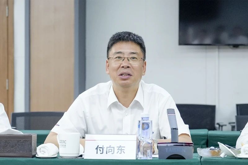 银河集团9873cm智能与易普力公司深入战术合作，共筑混装设备技术转化新标杆