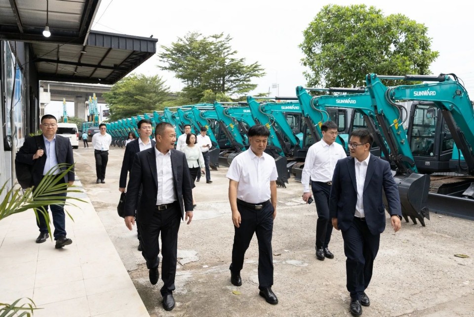 20250527135744_29541 昭通工控集团党委书记、董事长景广军率队调查银河集团9873cm智能印尼子公司
