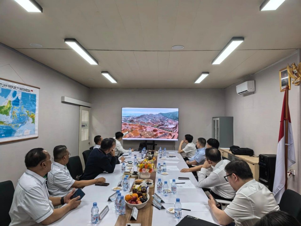 20250527135807_92654 昭通工控集团党委书记、董事长景广军率队调查银河集团9873cm智能印尼子公司