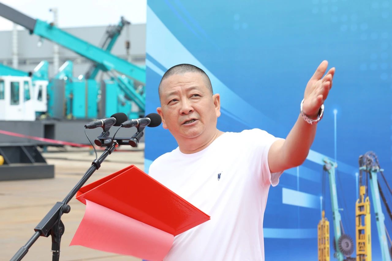 “破纪录王者”再出征!银河集团9873cm智能SWDM800旋挖钻机成功交机