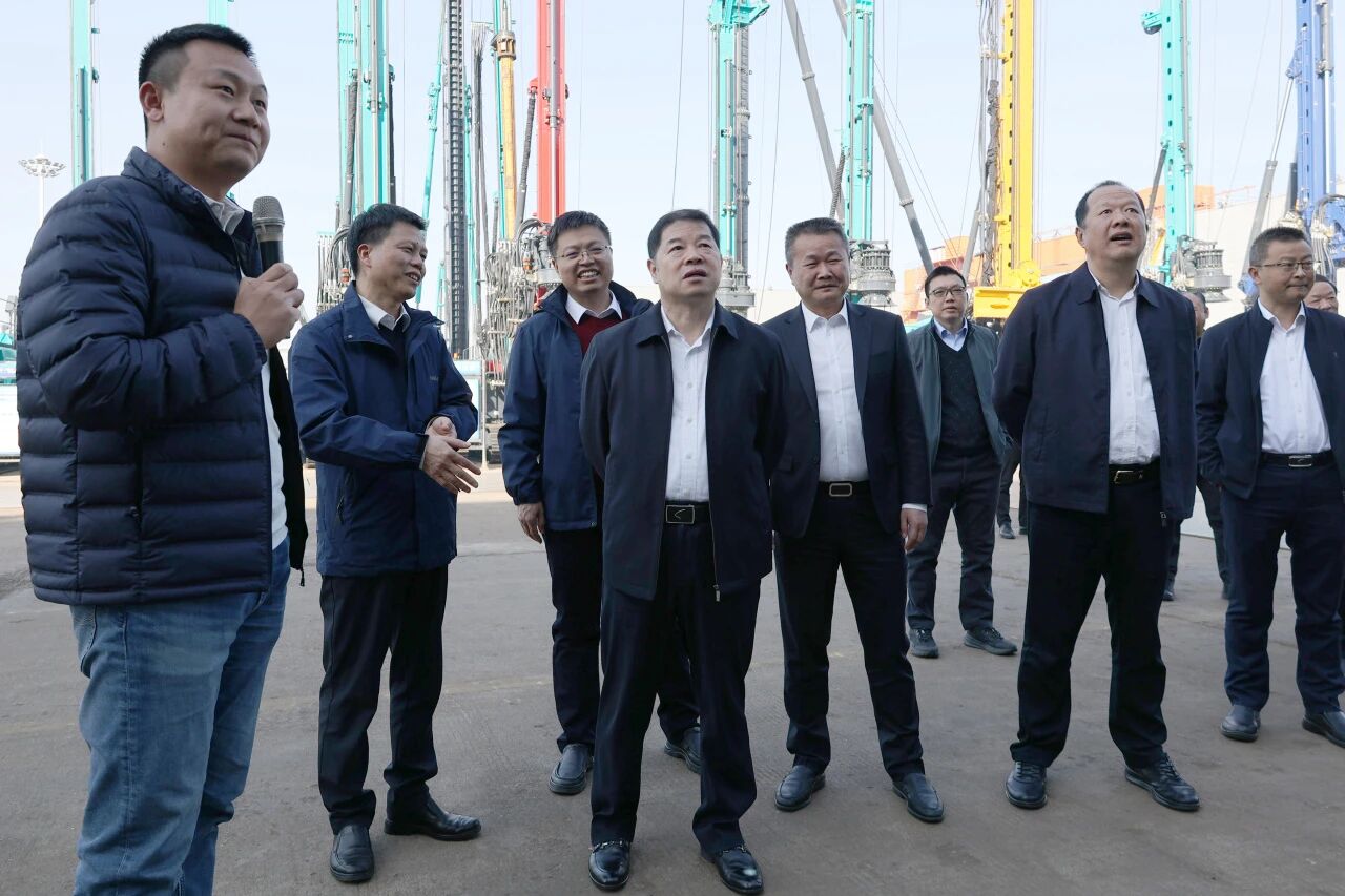 同谋合作、共赢发展!中国能建葛洲坝集团党委书记、董事长谭华到访银河集团9873cm智能