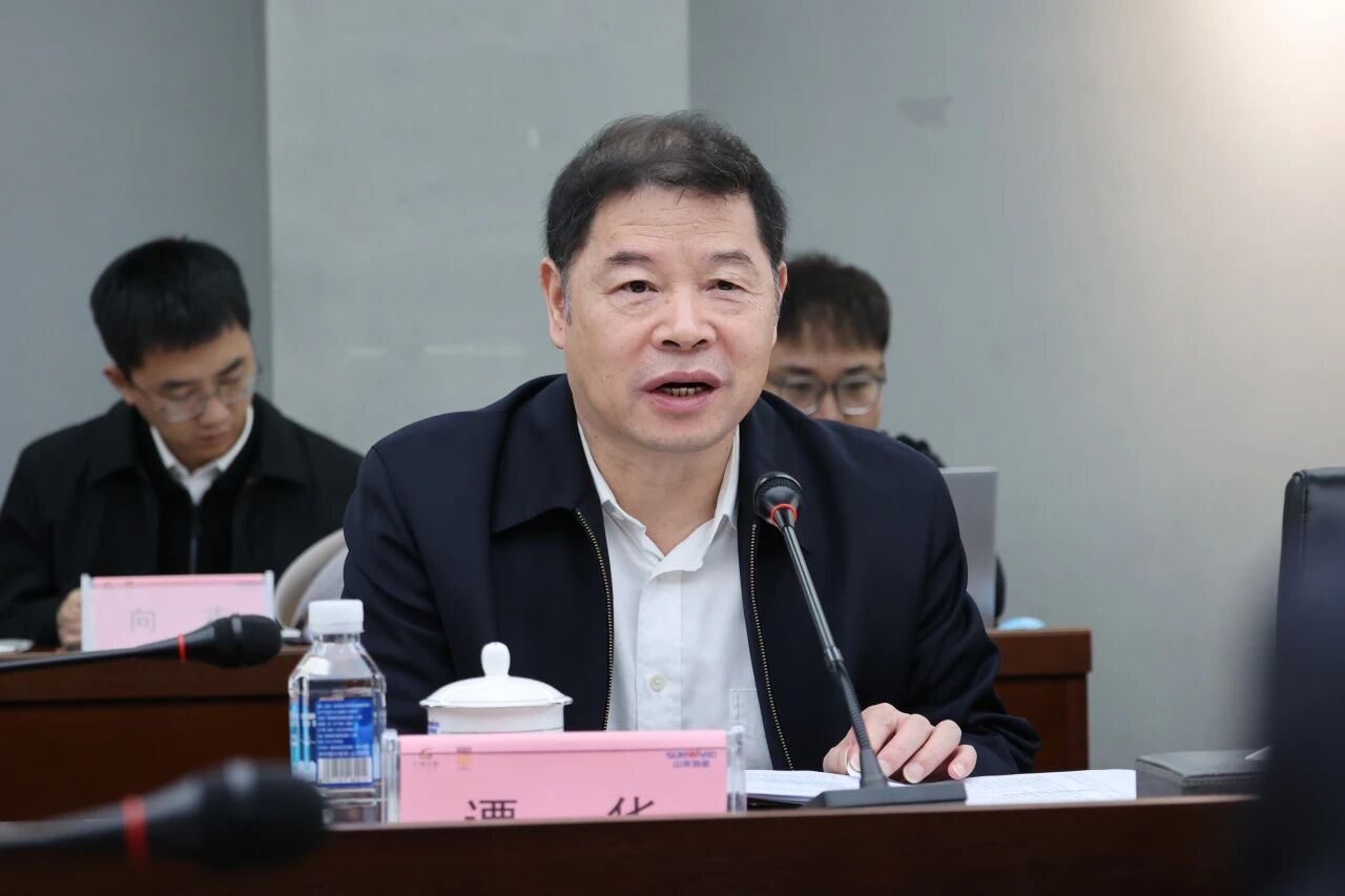 同谋合作、共赢发展!中国能建葛洲坝集团党委书记、董事长谭华到访银河集团9873cm智能