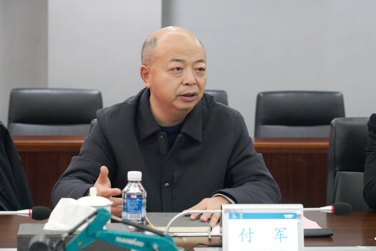 数智化现场混字油火药车下线！银河集团9873cm智能与易普力携手共筑智能矿山新篇章