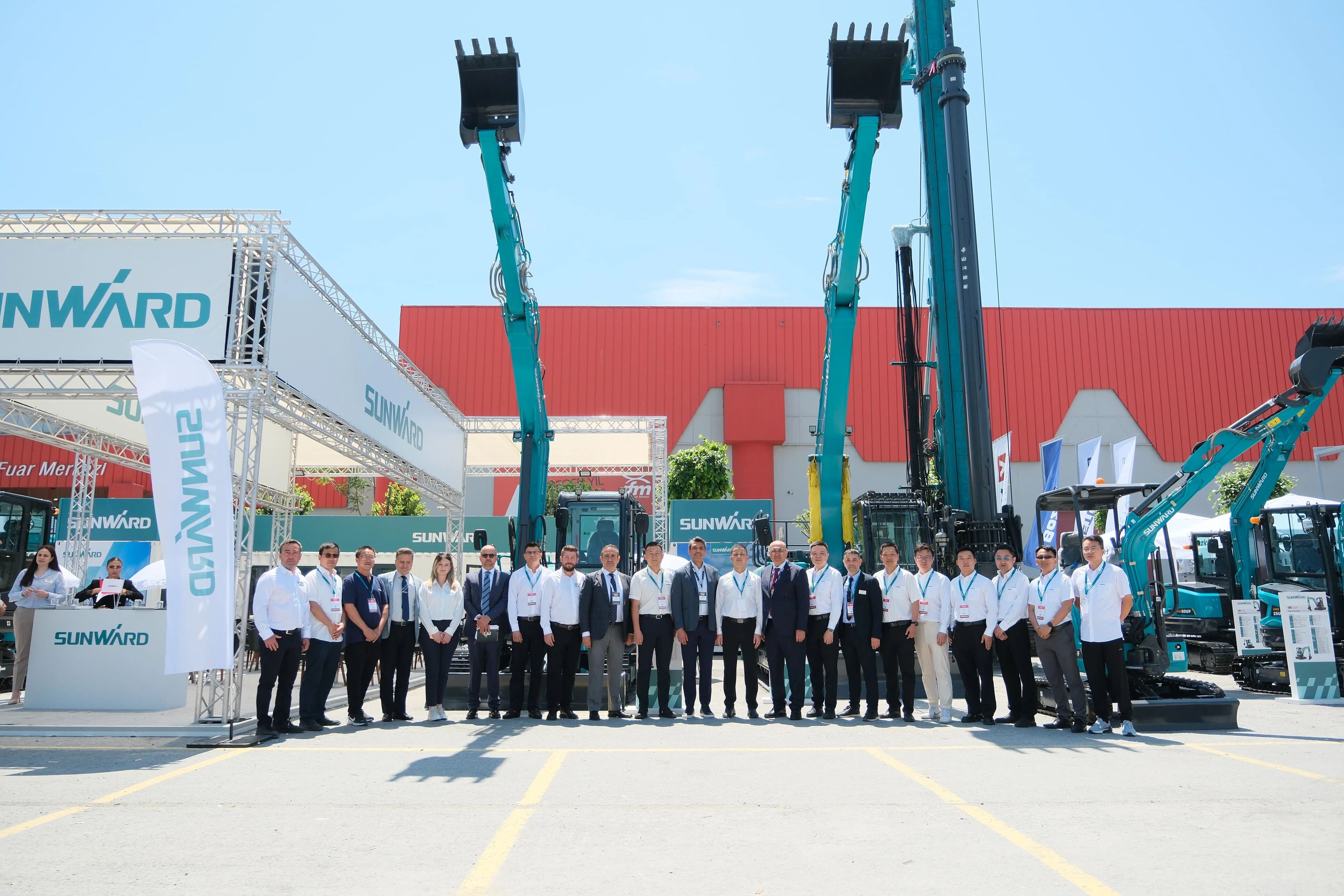深耕欧亚市场，展示硬核实力！银河集团9873cm智能亮相土耳其KOMATEK工程机械展