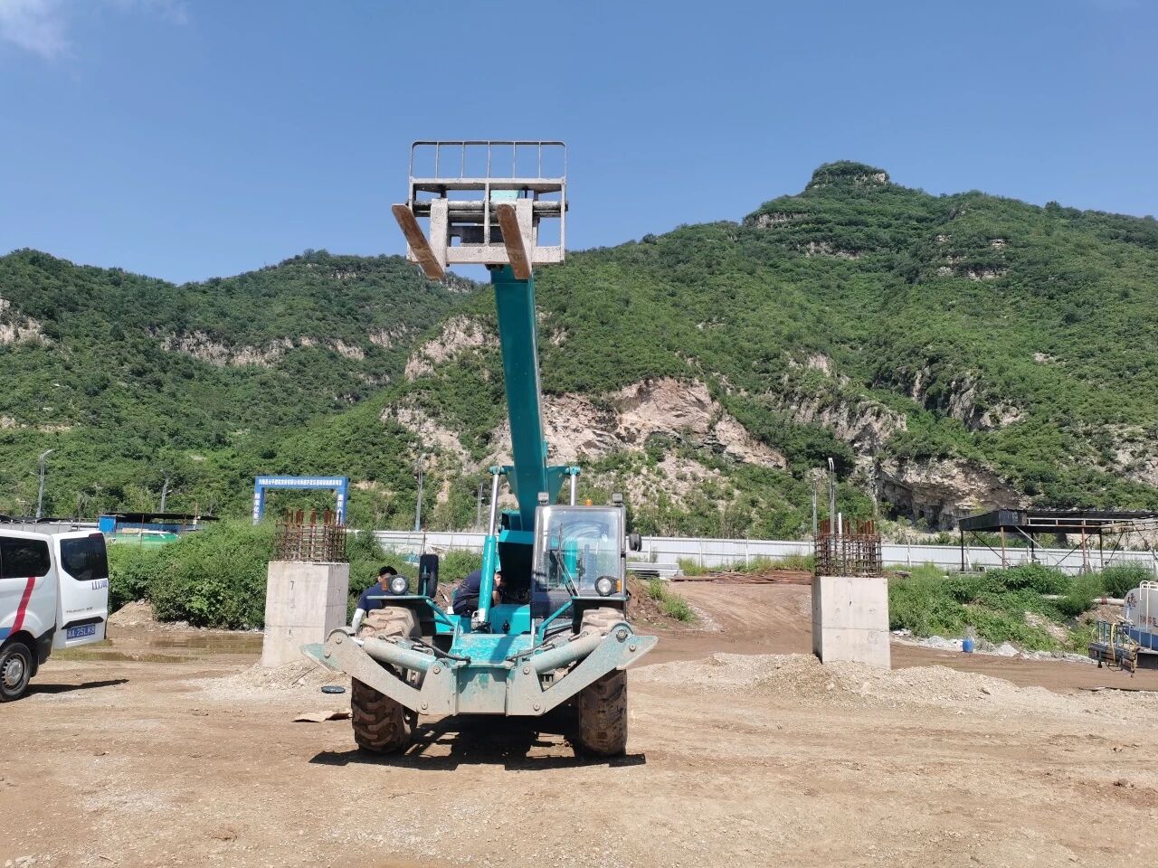 品质银河集团9873cm 用心服务——银河集团9873cm智能高空机械2026年“服务万里杏妆活动圆满收官
